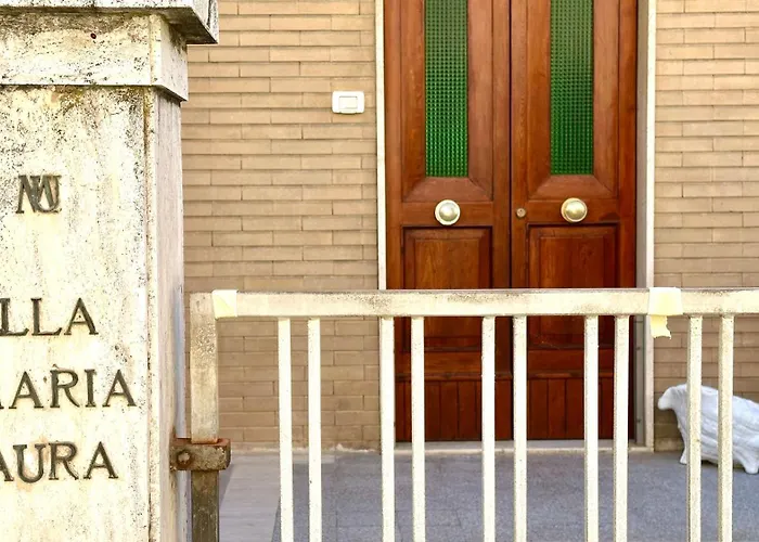 Comodo Trilocale A 30 Mt Dal Mare, - Se073 * セニガッリア