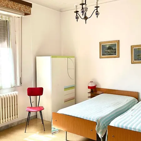 Comodo Trilocale A 30 Mt Dal Mare, - Se073 * Senigallia